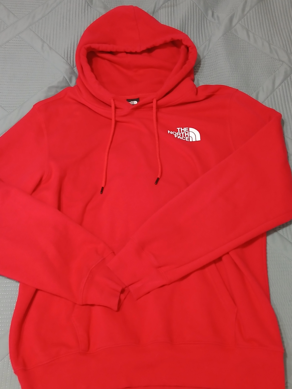 The North Face Men's Red Hooded Sweatshirt Pyllover Outdoors Graphic Large